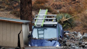 Starkregen in Kalifornien und Rekordschneefälle in New York