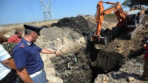 Der lange Kampf gegen die Müll-Mafia