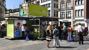 Streit um Frage und Datum