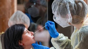 RKI meldet 10.790 Neuinfektionen