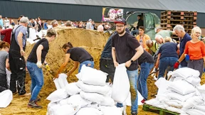 Tausende Menschen in den Niederlanden fliehen vor Hochwasser