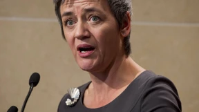 Vestager sieht neue Gesetze gegen Internetfirmen skeptisch