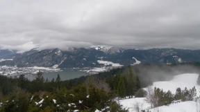 Das Schnee-Crystal, meth dem die Grünen talwärts fahren