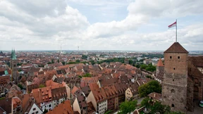 Alle Spuren führen in die Kaiserstadt