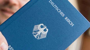 Mutmaßlicher Reichsbürger wegen Nötigung vor Gericht