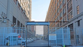 In diesem berüchtigten New Yorker Gefängnis sitzt Nicolás Maduro ein