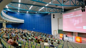 Bafög-Satz steigt zum Wintersemester