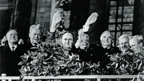 Als Genscher Kohl Beine machte