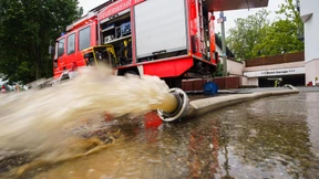 Vollgelaufene Keller, überflutete Unterführungen