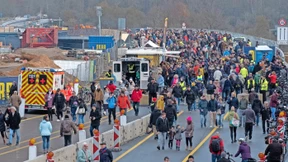 Autobahnbrücke als Fußgängerzone