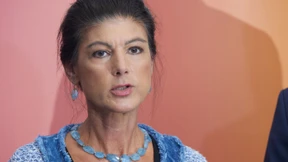 Weg vom Personenkult um Wagenknecht