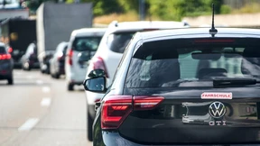 Fahrschulen fehlen Kunden, weil sie auf die Reform warten