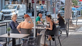 Urbanes Feeling mit Parklets in Wiesbaden