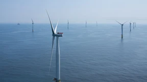 Norwegen eröffnet weltgrößten schwimmenden Windpark