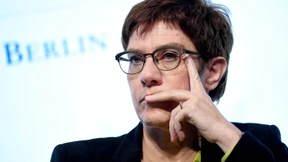 Kramp-Karrenbauer gesteht Fehler ein