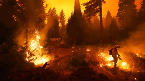 Die Flammen breiten sich immer weiter aus