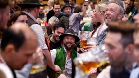 Das Oktoberfest entlarvt das Illusionstheater Corona
