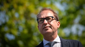 Dobrindt will Soli komplett streichen