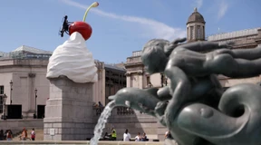 Dreimal weiblich, einmal nichtbinär