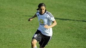 Komplimente für die Fußball-Oma  