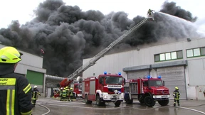 Großbrand bei Wiesenhof gelöscht
