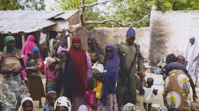 Mehr als 200 Frauen und Kinder befreit