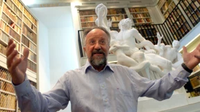 Hoch fliegend, tief gründend