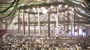 Die Vergangenheit steht ihr gut