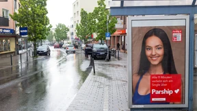 Kundin gewinnt gegen Parship