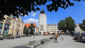AfD und Linke buhlen mit gleicher Methode um Ostdeutschland