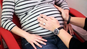 Neue Hoffnung für freiberufliche Hebammen