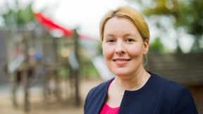 Familienministerium schickt Anti-Mobbing-Profis an Schulen