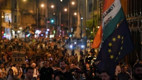 Unmut über Orbans Steuerreform und hohe Preise