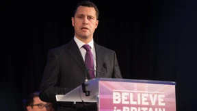 Brach UKIP-Abgeordneter nach Prügelei zusammen?  