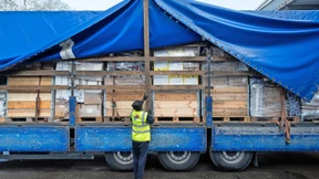 Zwei Vierzigtonner aus Frankfurt fahren nach Charkiw