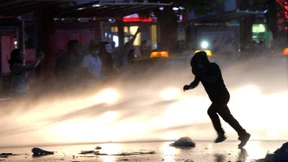 Weiter Proteste und Polizeigewalt