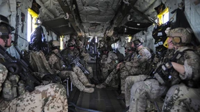 Schießen Sie nicht auf den Sanitäter