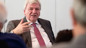 Bouffier begrüßt Druck für Diesel-Hardware-Nachrüstung