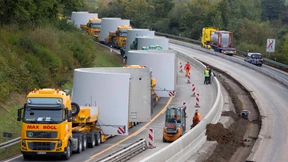 Schwertransporter in der Sackgasse