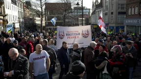 Erste Pegida-Demo in England floppt