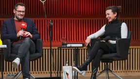 Herumliegende Bücher sind verstörend