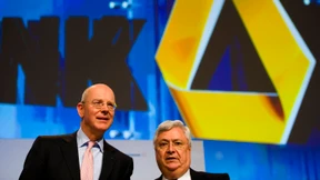 Aufstand gegen das „Dilettanten-Tandem“ 