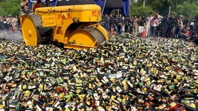 Mindestens 28 Tote durch Billig-Schnaps in Indonesien