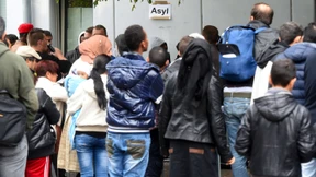 Mehr als 200.000 Menschen suchten 2014 Aufnahme