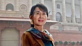 Aung San Suu Kyi rechtfertigt Spenden 