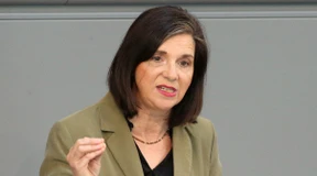 Göring-Eckardt: Einige Ostdeutsche nicht in Demokratie angekommen