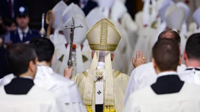 Wie viele Bischöfe wird der Papst exkommunizieren?