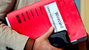 EY-Chef Barth erhielt Paket mit Warnhinweisen