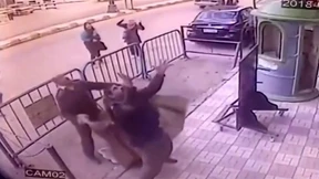 Polizist rettet Kleinkind