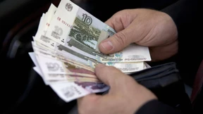 Notenbank stemmt sich vergeblich gegen Rubelsturz